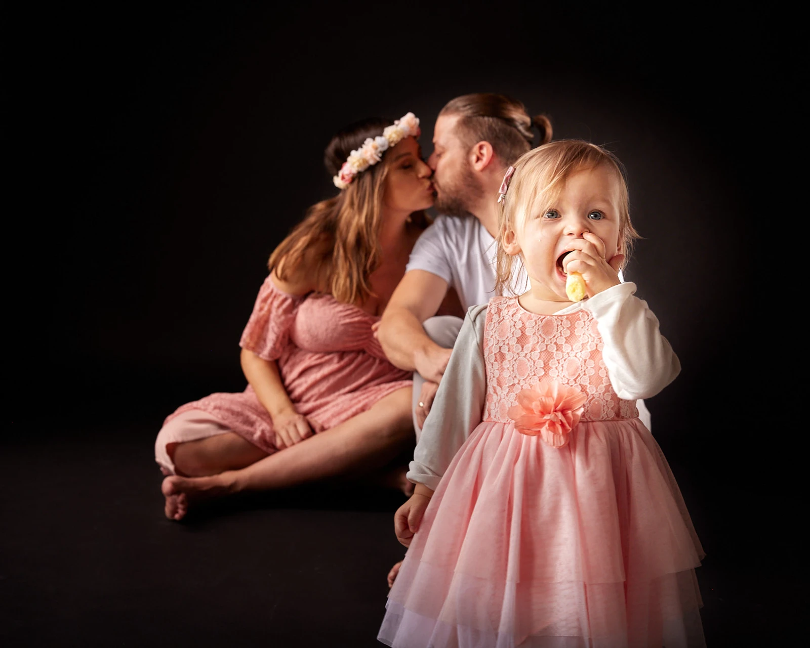 Süsse Familienfotos und Schwangerschaftsfotograf-luzern.jpg